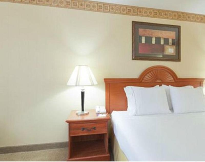 Holiday Inn Express Hotel & Suites Livermore By Ihg Zewnętrze zdjęcie